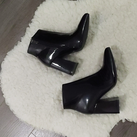 THERAPY | PRINCESS POLLY Alloy Mirror Patent Leather Heel Booties ~ New - Picture 7 of 12